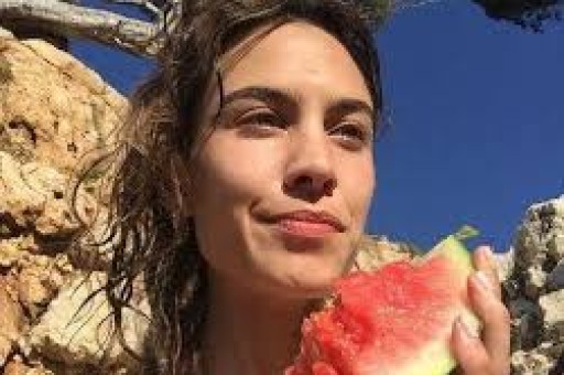 女网红江西九江“泥鳅钓鱼”翻车了或将被重罚！垂钓的红线谁也不能踩