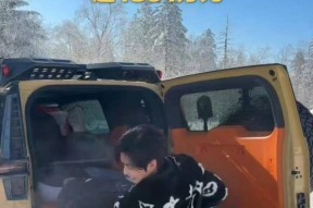 全网封禁网红白冰塌房早有预兆！知情人透露更多爆火后无底线
